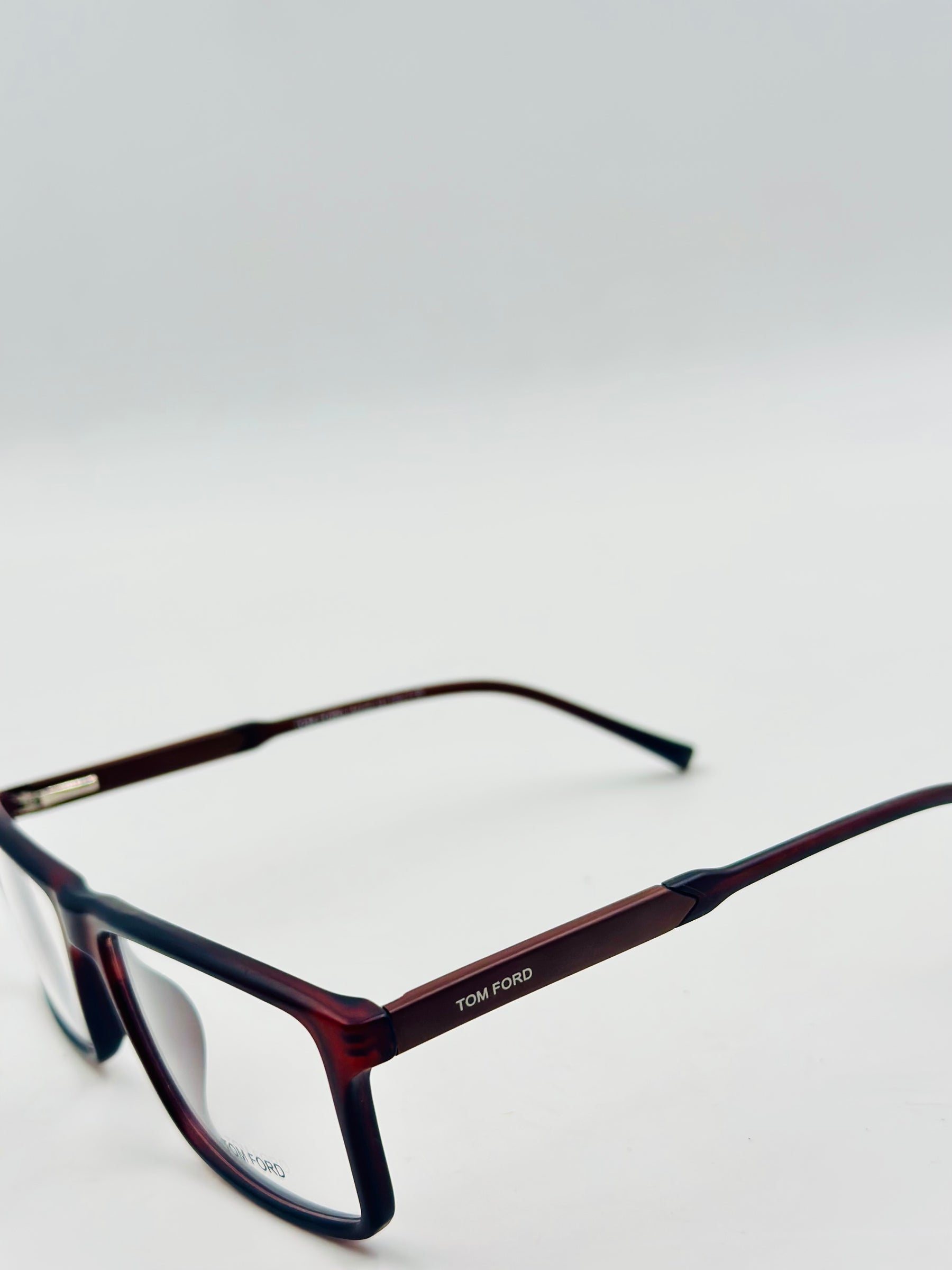 Tom-Ford Luxury Frame